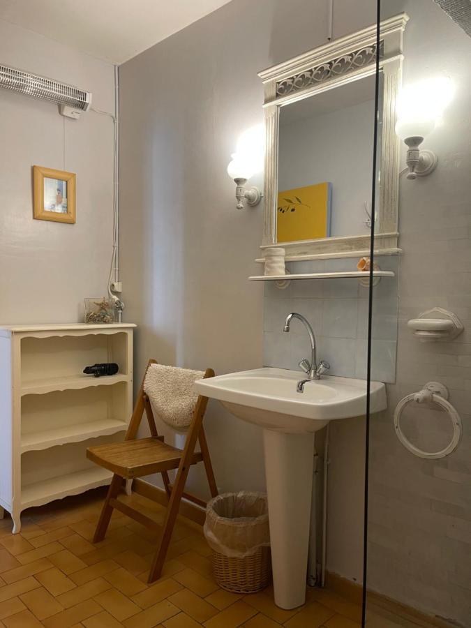 Montagne D'Alaric Apartment Moux Bagian luar foto